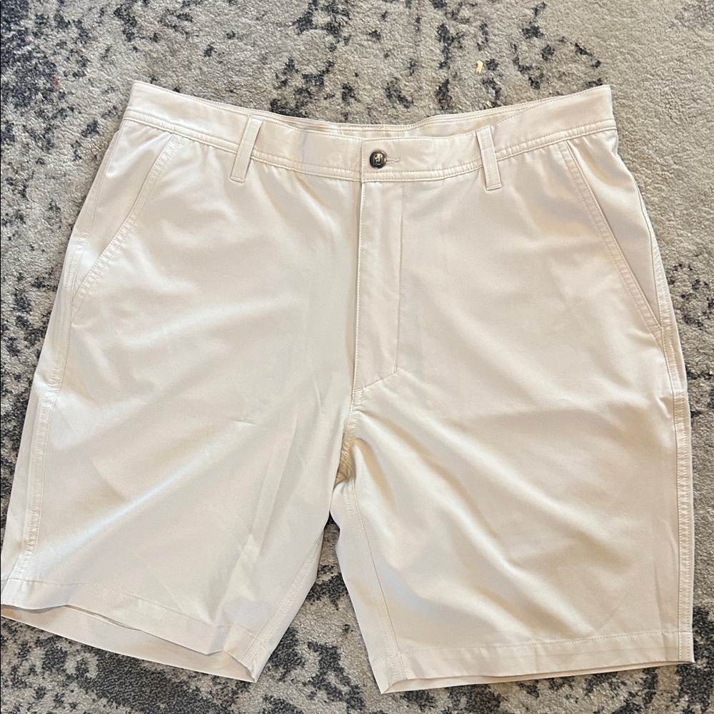 Men's Classic Cream Shorts